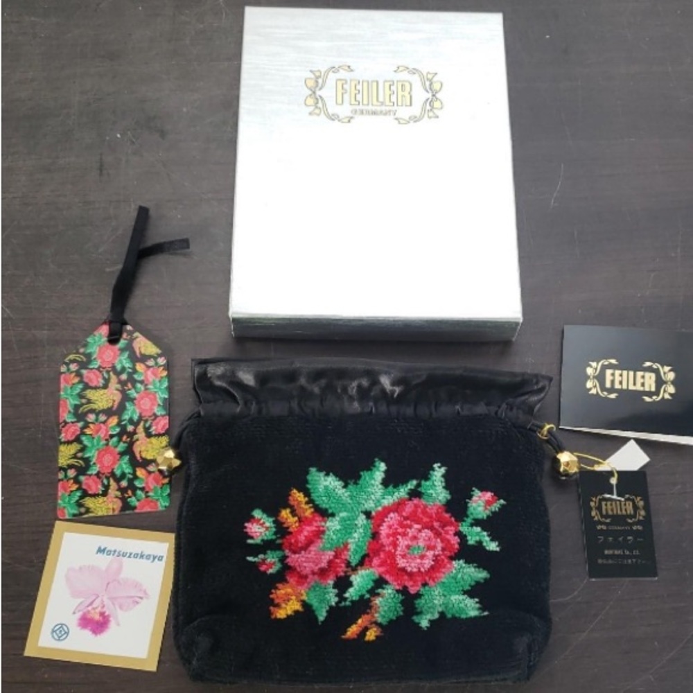 NWTIOB Mini (7x7) Chenille n Silk Drawstring Bag w/ Floral Embroidery
